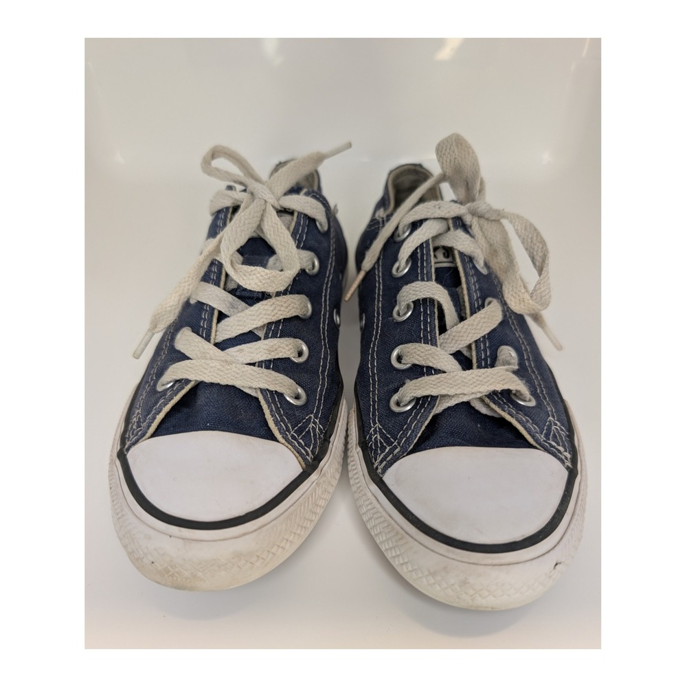 Converse Chuck Taylor All Star Low Top Navy Blue Canvas Sneakers Youth 1